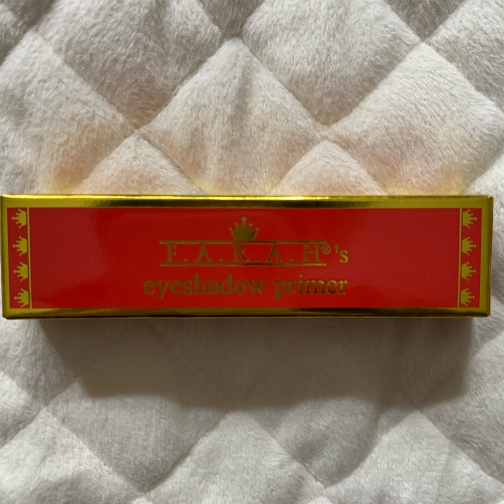 Farah eyeshadow primer